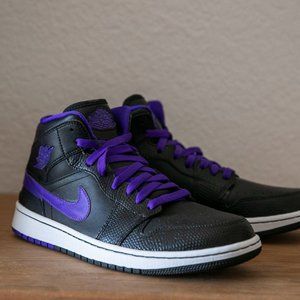 Air Jordan 1 Retro '86 Black and concord purple